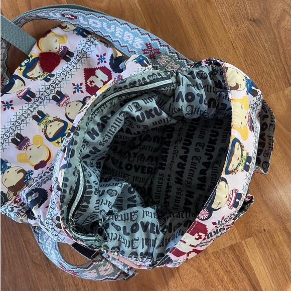 Harajuku Lovers Doll Girl Purse/Messenger Bag with Adjustable Shoulder Strap - Picture 7 of 7